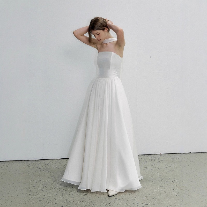 Minimally Designed Strapless W - Photography Natural Lighting Basics ulasan dan harga